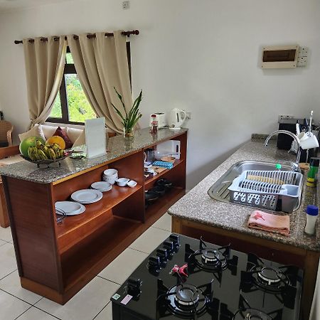 Surf Tropical Villa Takamaka セール島 エクステリア 写真